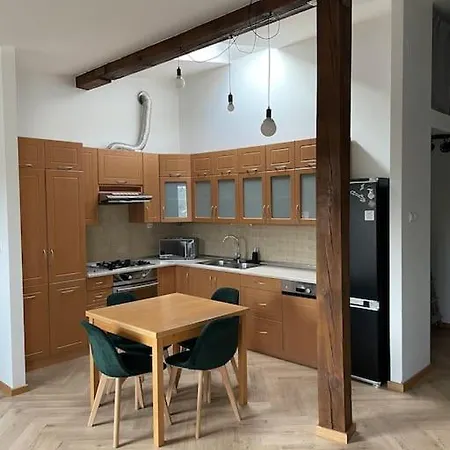 Househost Krowoderska 53 Cracóvia