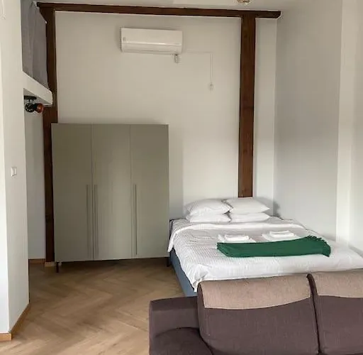 Apartment Househost Krowoderska 53 Krakow